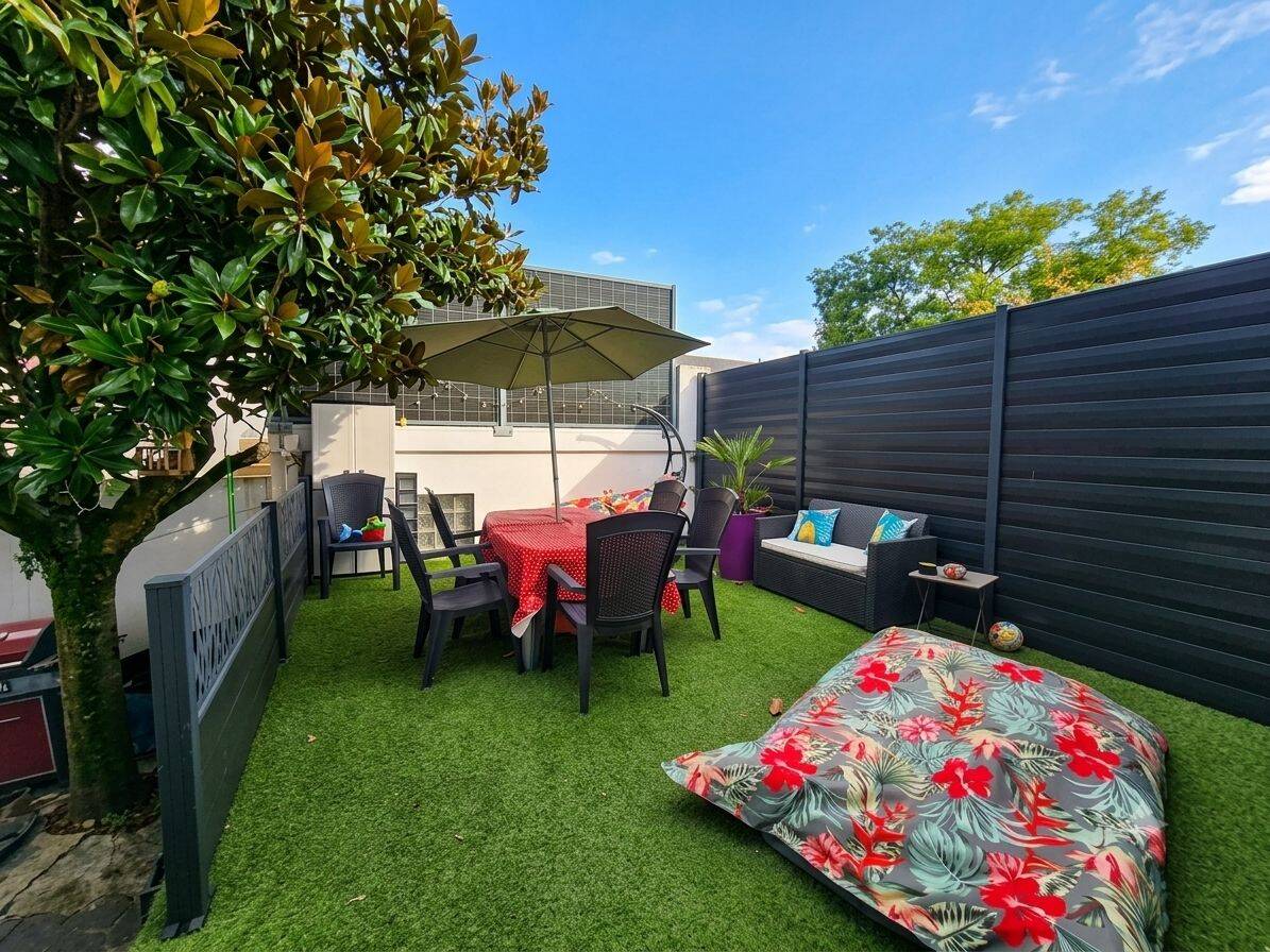 Maison 6 pièces 206 m² · à Angers · 206 m² · 499 680 €