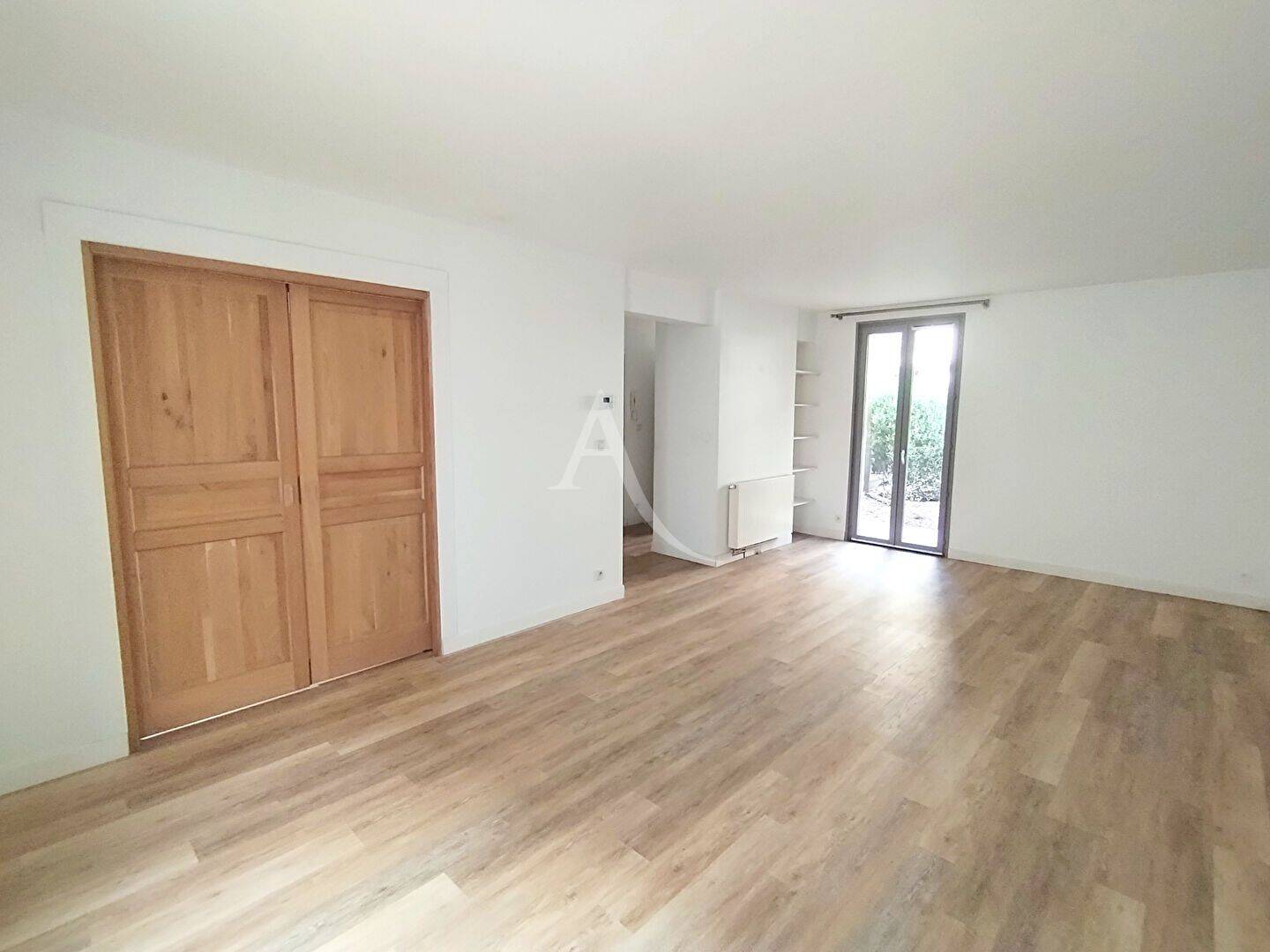 Appartement 4 pièces 82 m² · à Saintes · 82 m² · 159 500 €