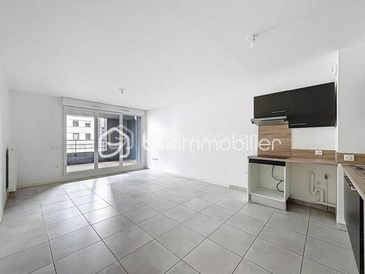 Appartement à vendre 263 000 € 3 pièces 2 chambres 65,6 m² Étage 3/8 Casselardit Toulouse 31300