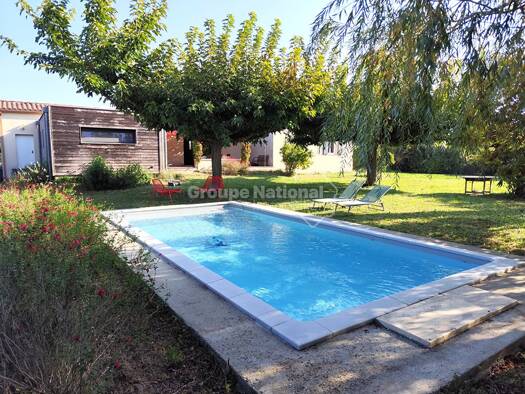 Villa à vendre 429 500 € 6 pièces 5 chambres 150 m² 2 295 m² de terrain Piolenc 84420