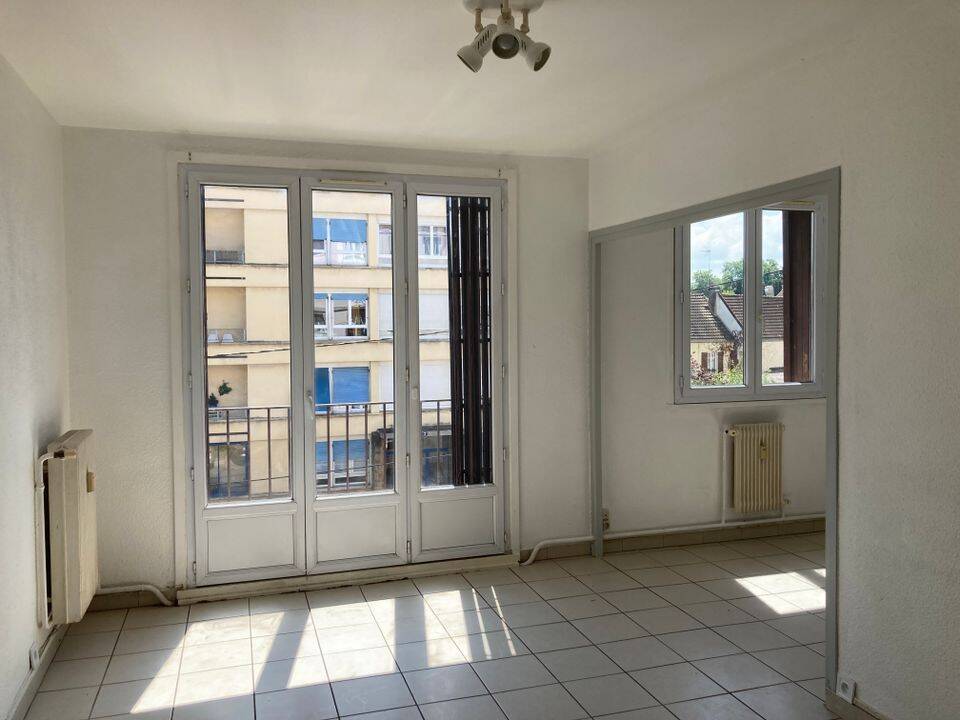 Appartement 5 pièces 71 m² · à Chalon-sur-Saône · 71 m² · 735 €/mois