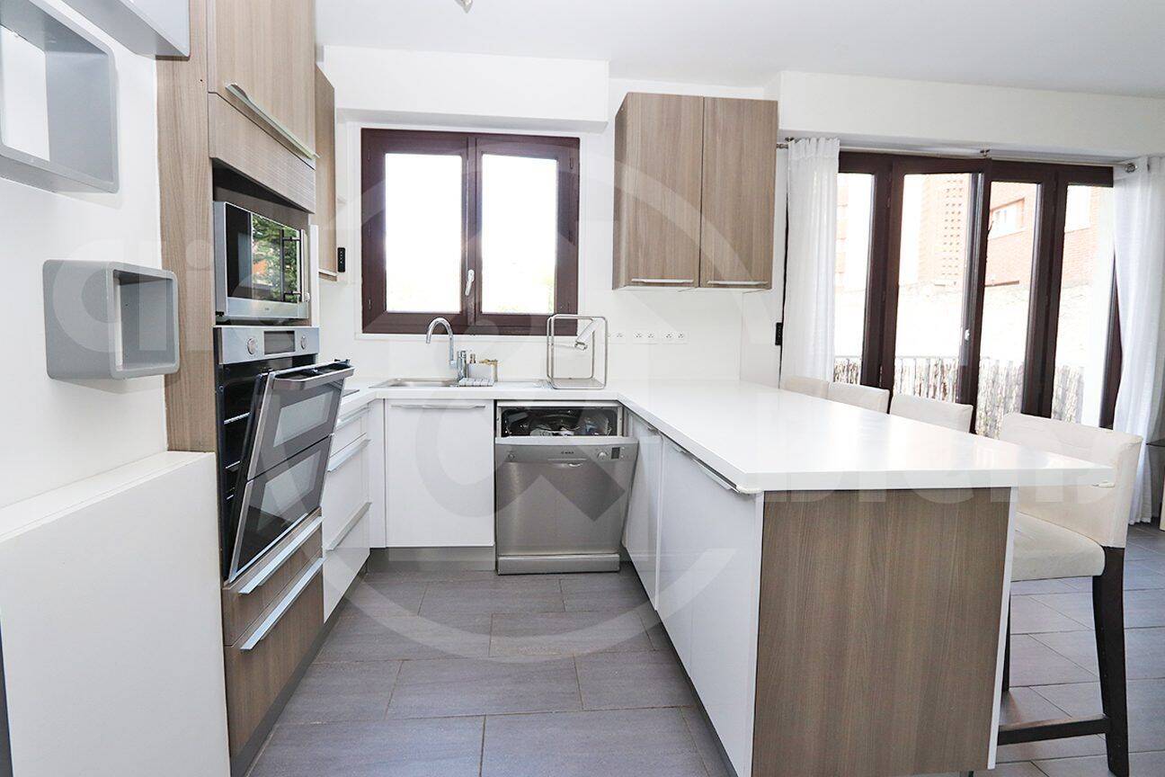 Appartement 2 pièces 52 m² · à Meudon · 51,5 m² · 1 393 €