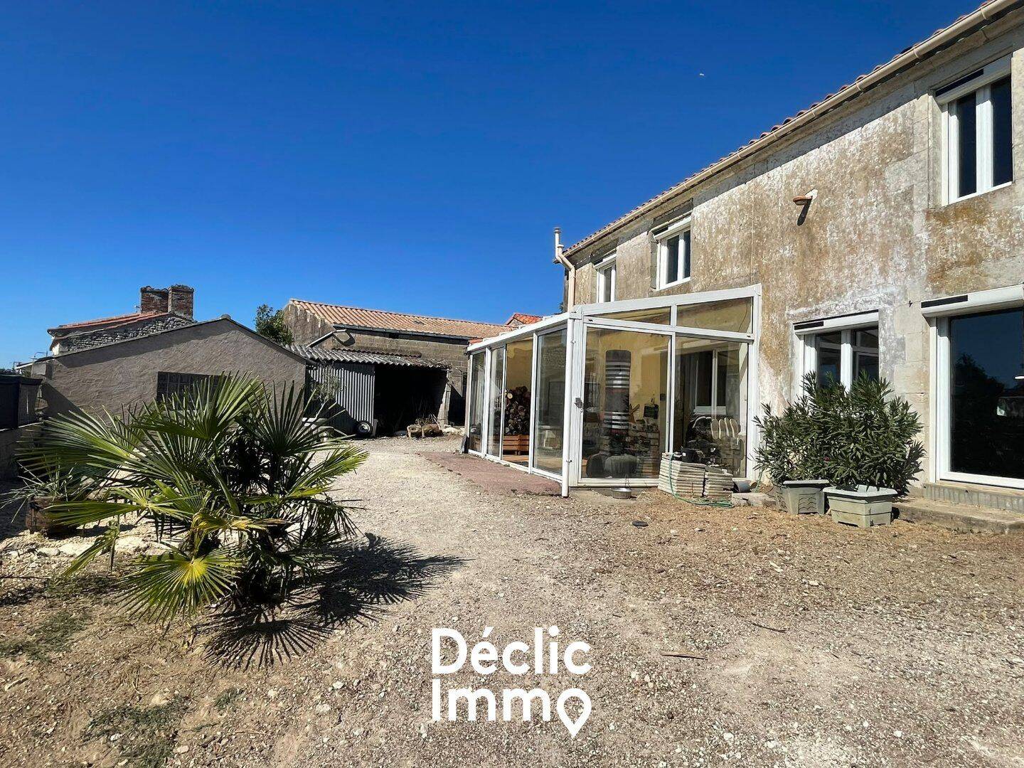 Maison 5 pièces 112 m² · à Curzon · 112 m² · 164 000 €