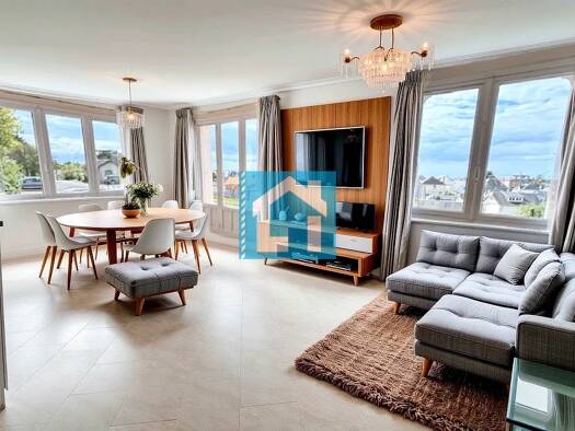 Maison à vendre 382 000 € 6 pièces 5 chambres 125 m² 1 800 m² de terrain Jullouville 50610