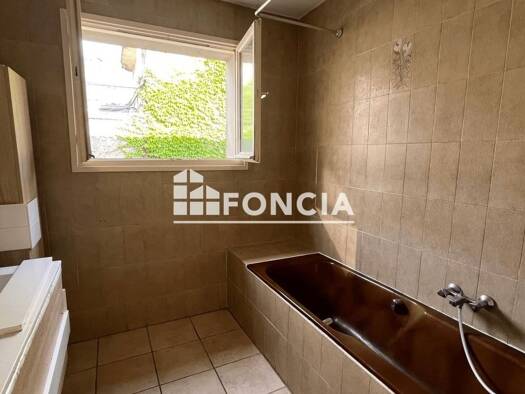 Maison de ville à vendre 147 000 € 5 pièces 4 chambres 95 m² Avignon 84000