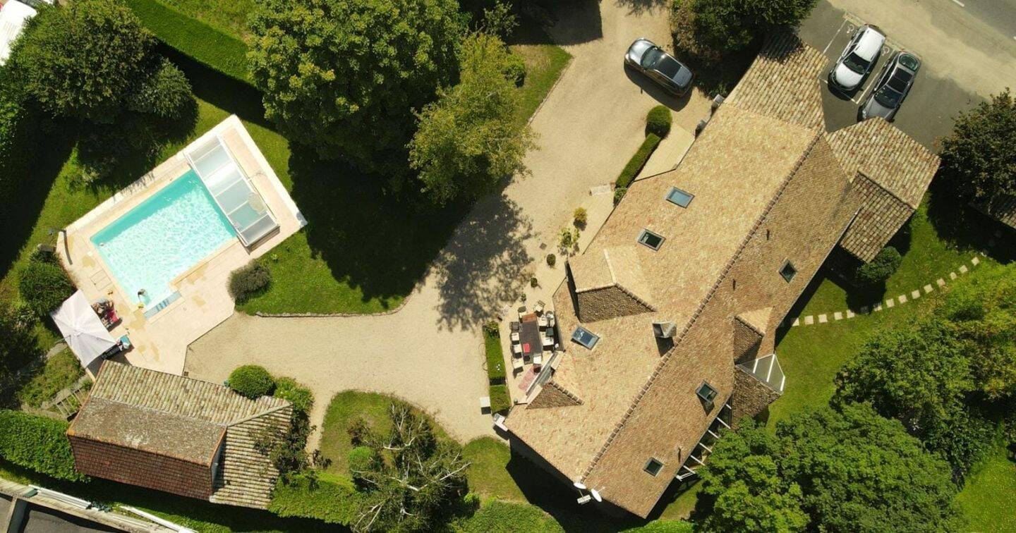 Maison 10 pièces 257 m² · à Cuisery · 257 m² · 328 000 €