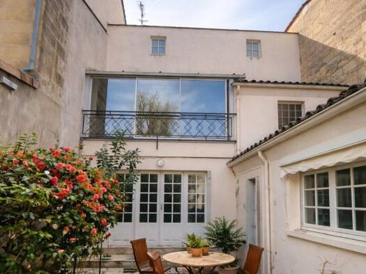 Maison à vendre 315 000 € 6 pièces 3 chambres 150 m² 151 m² de terrain La Bastide Libourne 33500