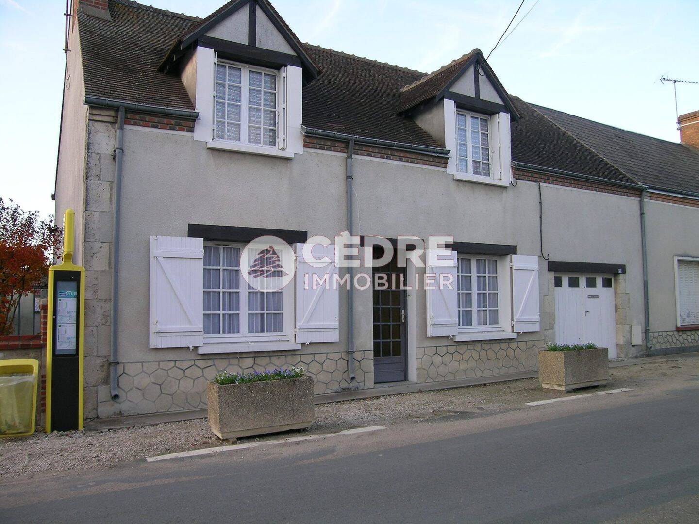 Maison 5 pièces 94 m² · à Saint-Hilaire-Saint-Mesmin · 93,6 m² · 875 €/mois