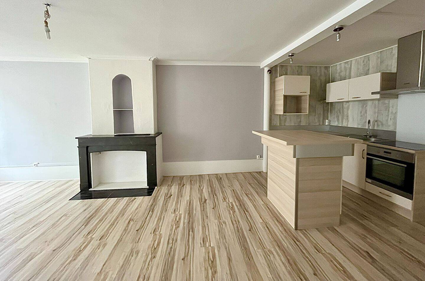 Appartement 2 pièces 77 m² · à Mâcon · 77 m² · 640 €