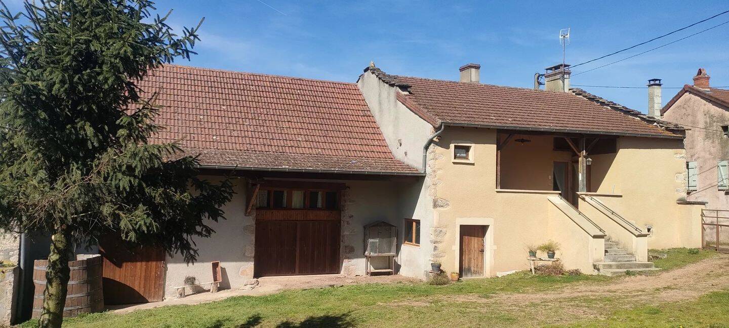 Maison 4 pièces 97 m² · à Buffières · 97 m² · 180 000 €
