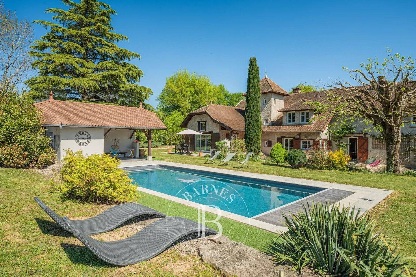 Maison 8 pièces 266 m² · à Saint-Chef · 266 m² · 869 000 €