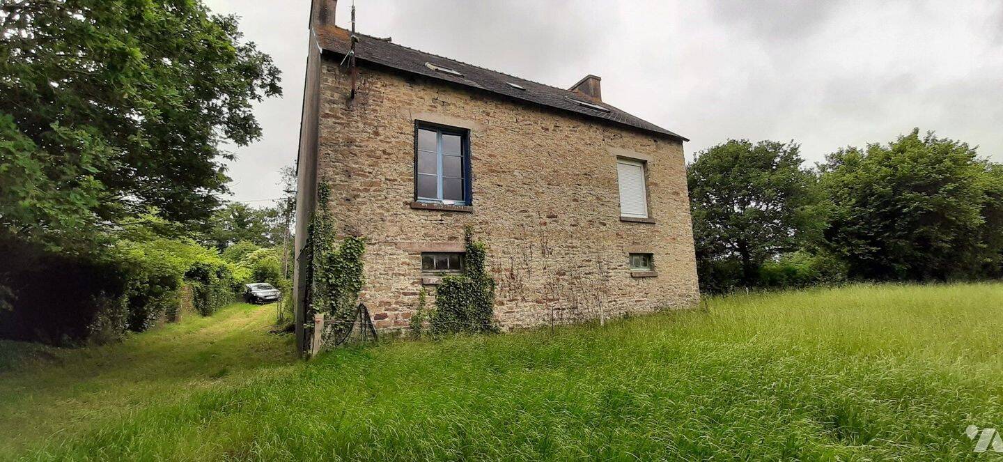 Maison 7 pièces 110 m² · à Guiscriff · 110 m² · 74 200 €