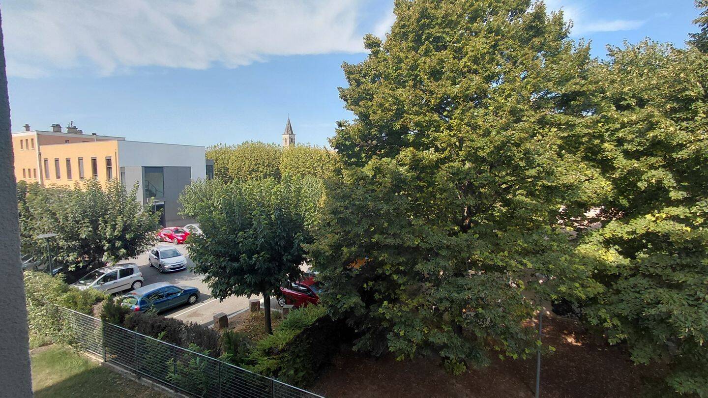Appartement 4 pièces 69 m² · à Pierrelatte · 69 m² · 95 000 €