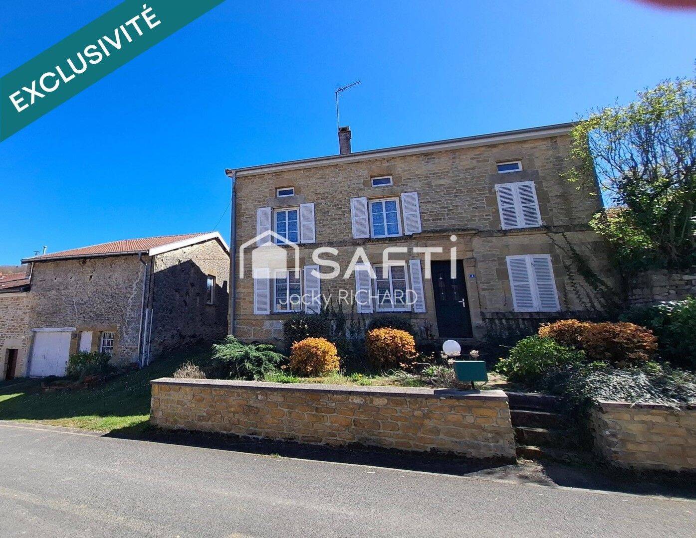 Maison 8 pièces 182 m² · à Tailly · 182 m² · 272 000 €