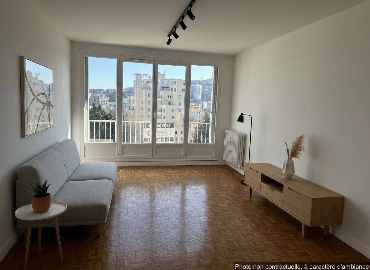Appartement 3 pièces 68 m² · à Saint-Étienne · 67,8 m² · 80 000 €