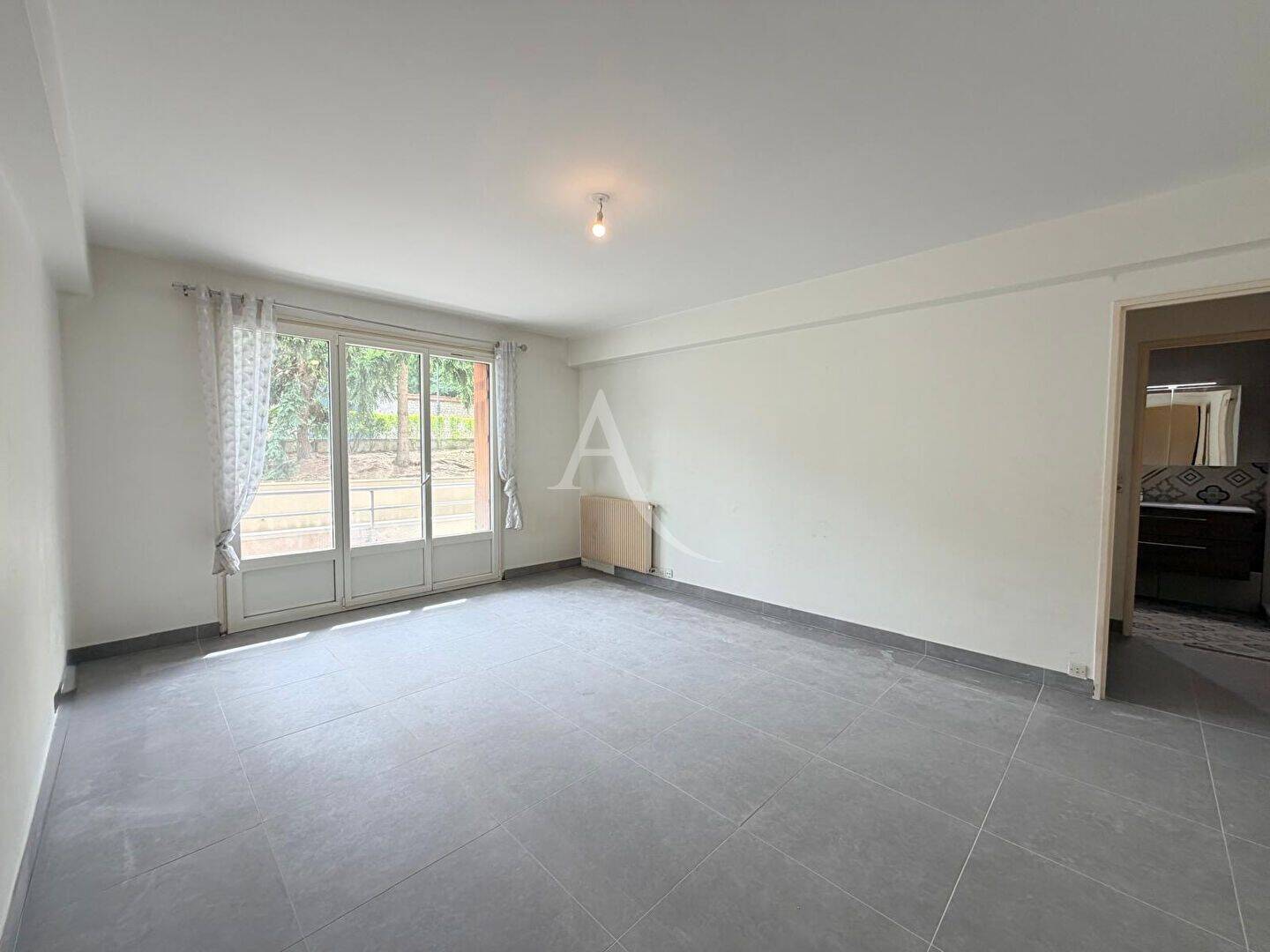 Appartement 2 pièces 57 m² · à Reims · 57 m² · 735 €