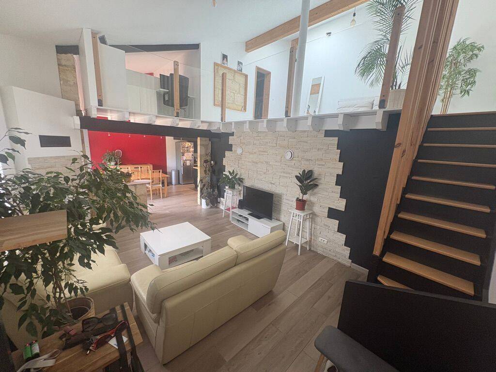 Maison 6 pièces 152 m² · à Talence · 152 m² · 2 400 €/mois