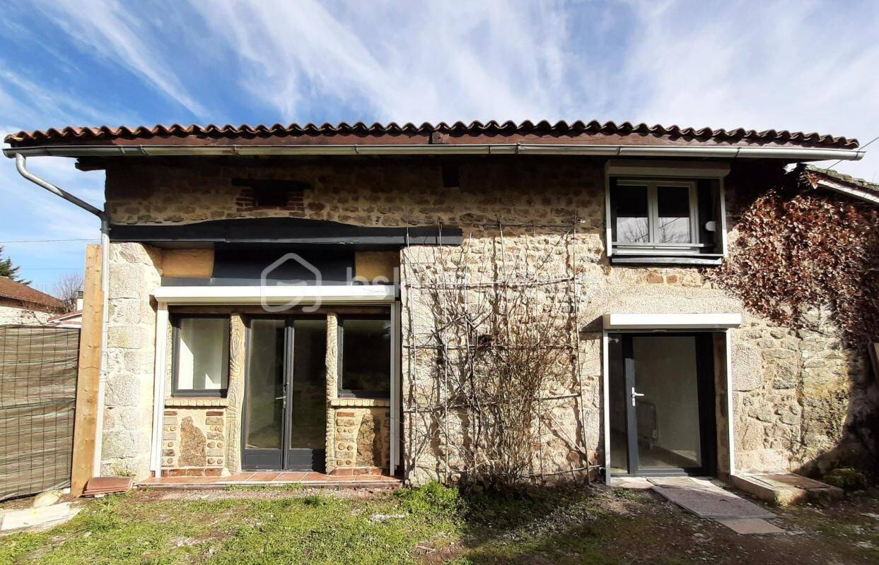 Maison 4 pièces 120 m² · à Saint-Cyr · 120 m² · 112 000 €