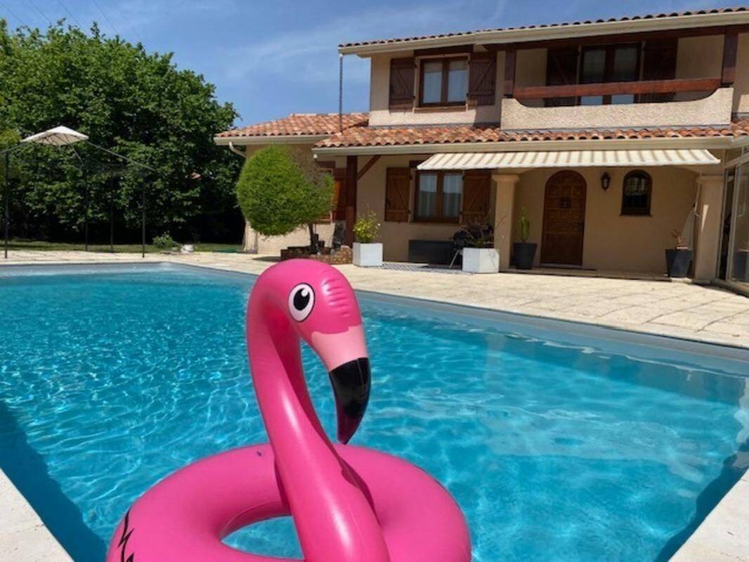 Maison 6 pièces 162 m² · à Le Taillan-Médoc · 162 m² · 485 000 €