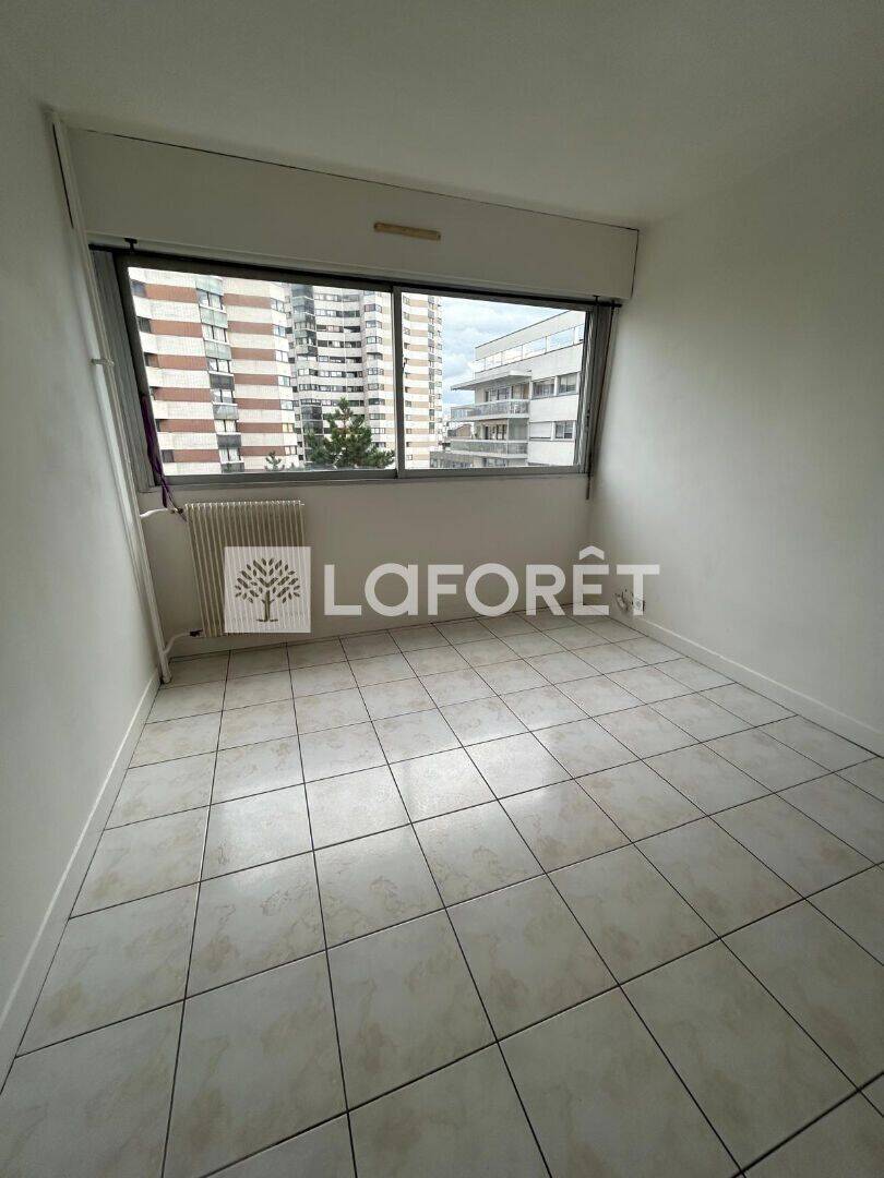 Appartement 1 pièce 16 m² · à Créteil · 15,6 m² · 617 €/mois