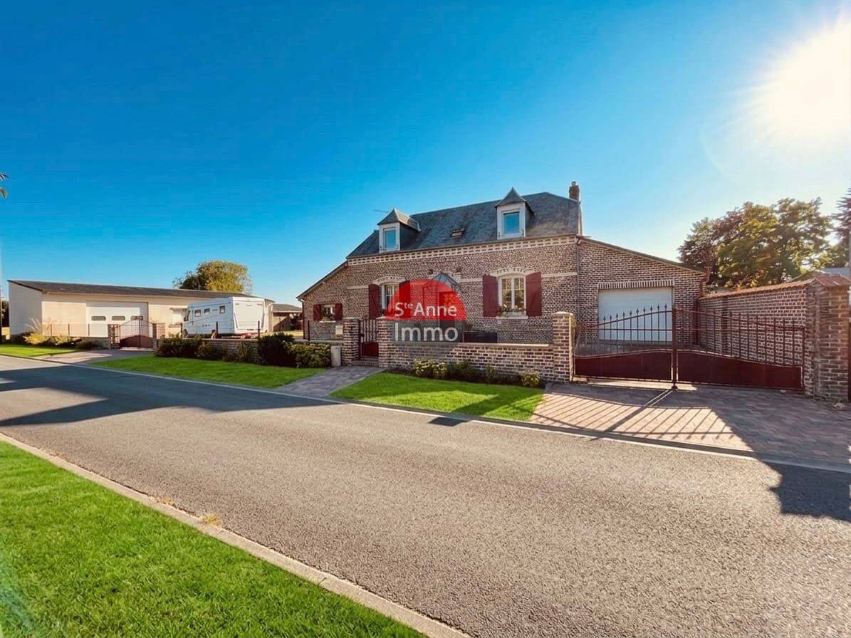 Maison 6 pièces 163 m² · à Chilly · 163 m² · 254 900 €
