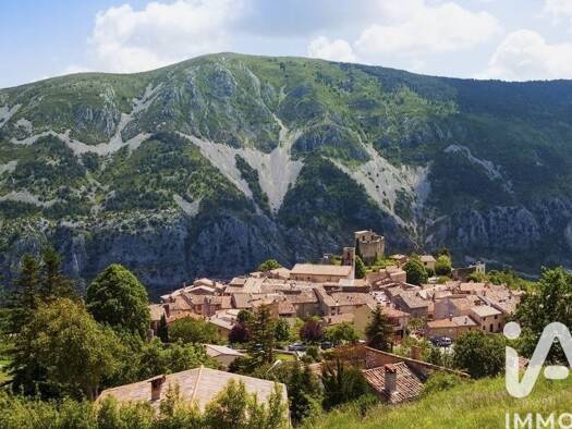 Appartement à vendre 275 000 € 4 pièces 3 chambres 95,8 m² Étage 1/2 Gréolières 06620