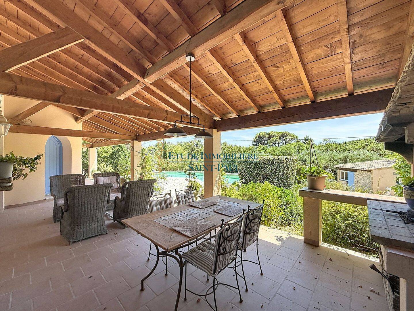 Maison 6 pièces 175 m² · à Clermont-l'Hérault · 175 m² · 542 000 €