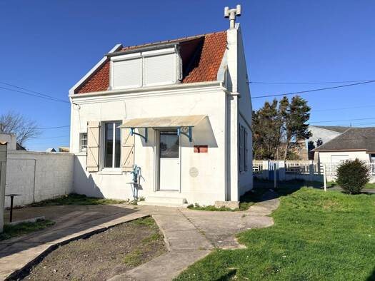 Maison à vendre 160 500 € 4 pièces 2 chambres 53 m² 405 m² de terrain Cayeux-sur-Mer 80410