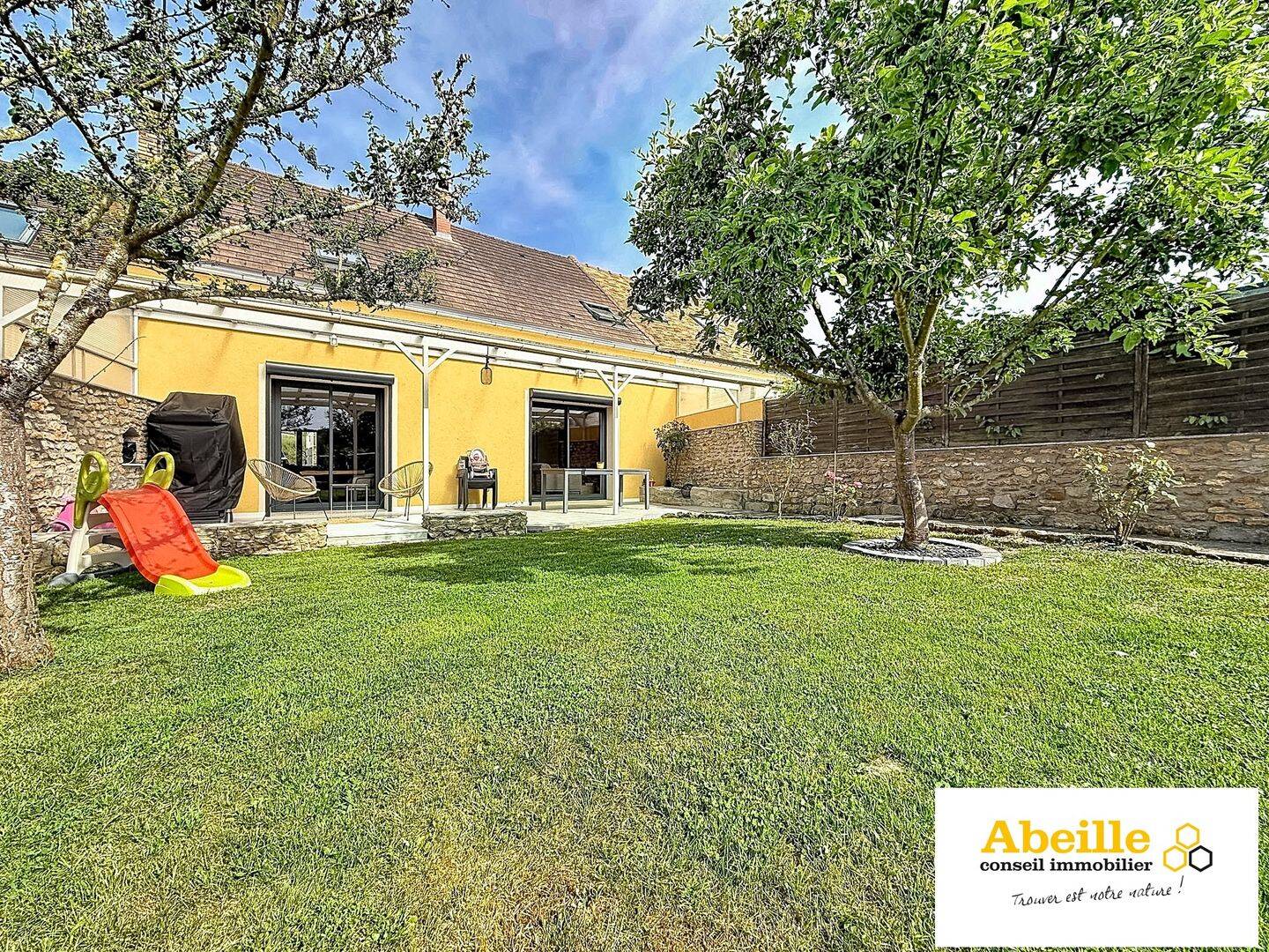 Maison 5 pièces 83 m² · à Saint-Chéron · 83 m² · 299 000 €