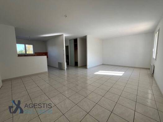 Maison de plain-pied à vendre 205 000 € 5 pièces 4 chambres 103,8 m² Saïx 81710