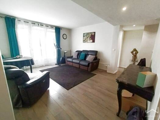 Appartement à vendre 189 000 € 3 pièces 2 chambres 59 m² RDC/3 Glaisieres Groslay 95410