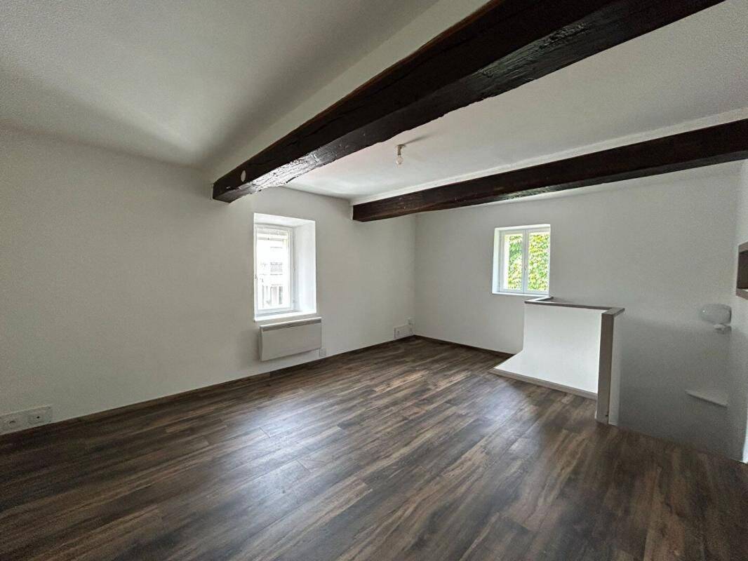 Appartement 3 pièces 65 m² · à Aire-sur-l'Adour · 65 m² · 528 €
