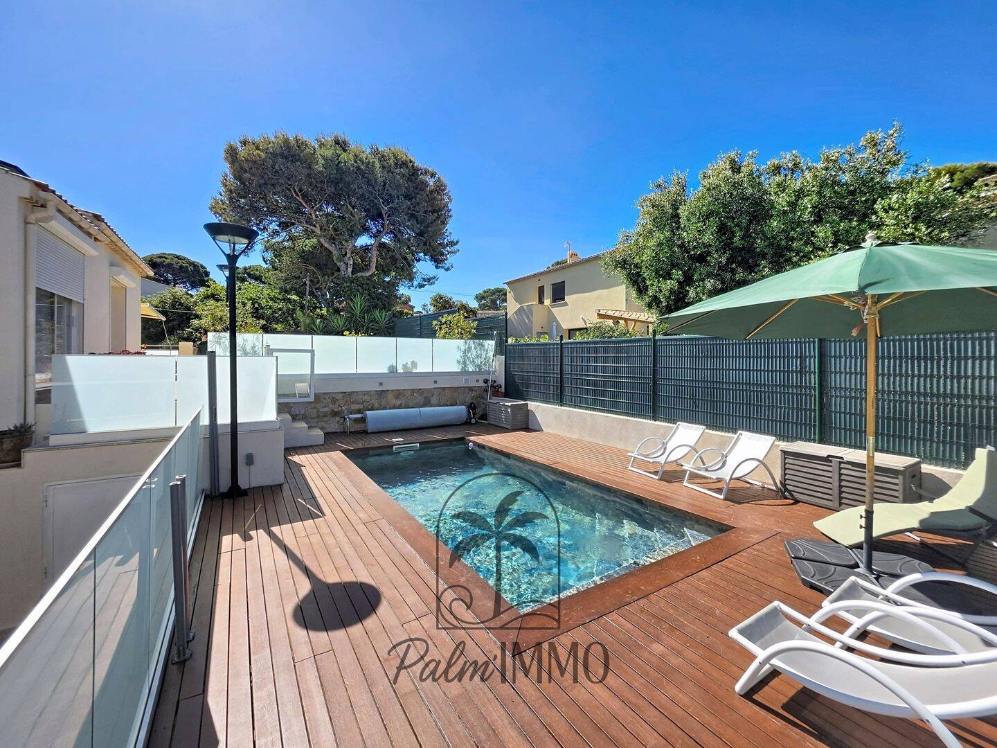 Maison 5 pièces 128 m² · à Six Fours les Plages · 128 m² · 1 099 000 €