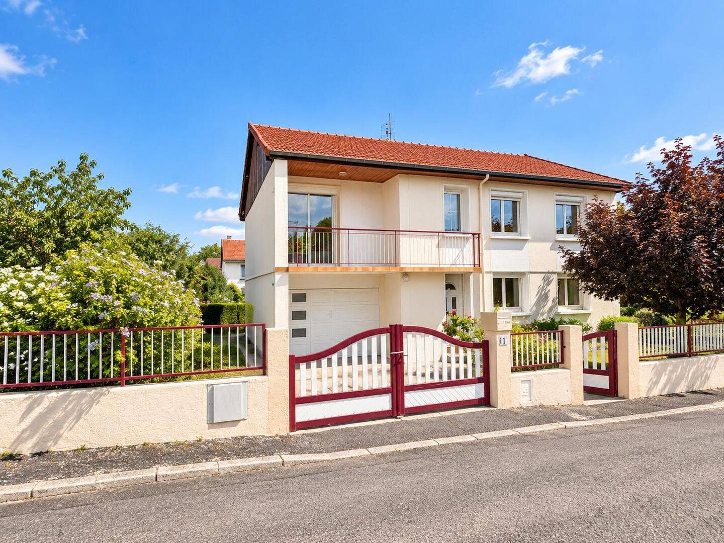 Maison 5 pièces 148 m² · à Le Cendre · 148 m² · 232 000 €