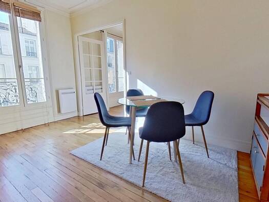 Appartement à louer 1 720 € 3 pièces 1 chambre 54 m² 4ème étage Vallée de Fécamp Paris 12ème arrondissement 75012