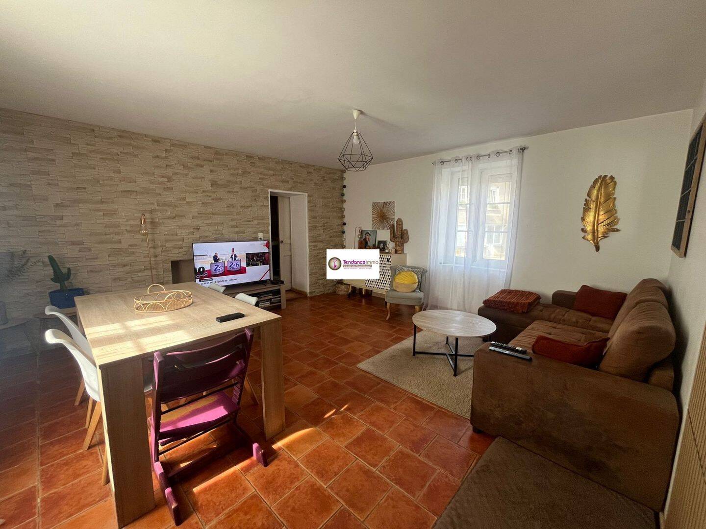 Maison 4 pièces 103 m² · à Le Mêle-sur-Sarthe · 102,6 m² · 141 750 €