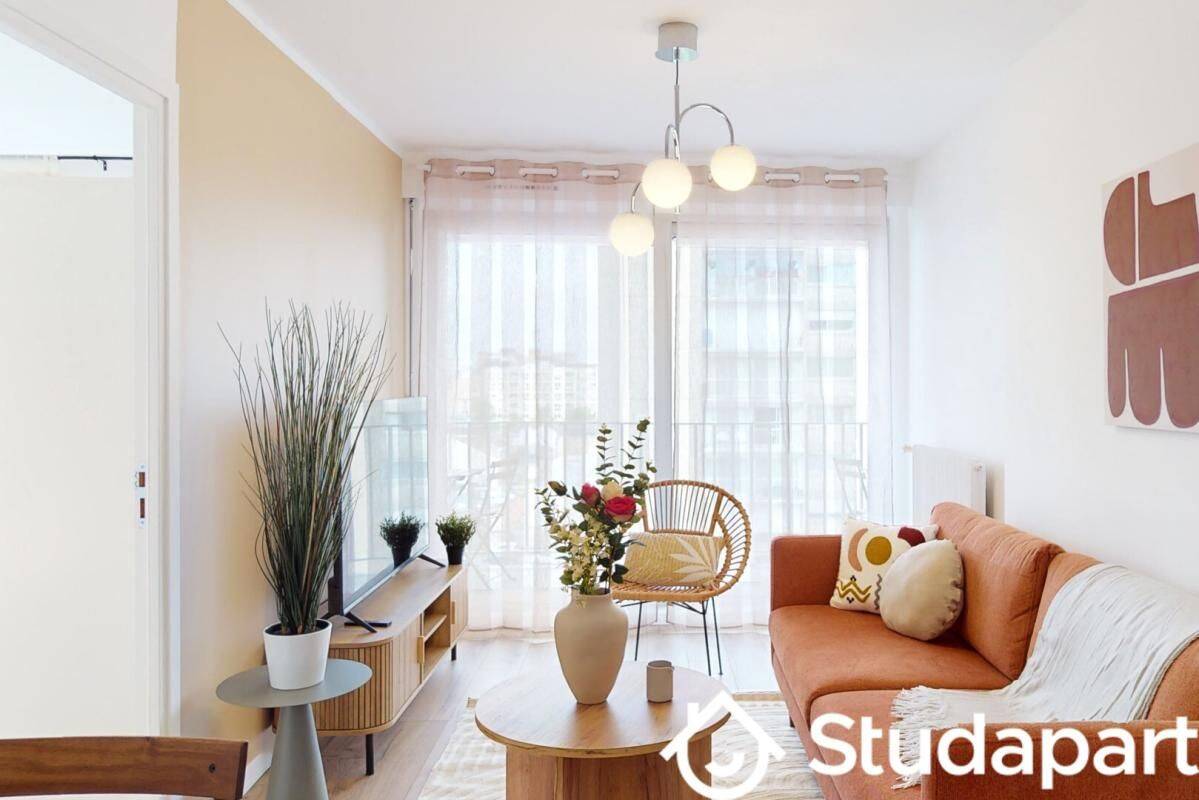 1 pièce 10 m² · à Rouen · 10 m² · 400 €