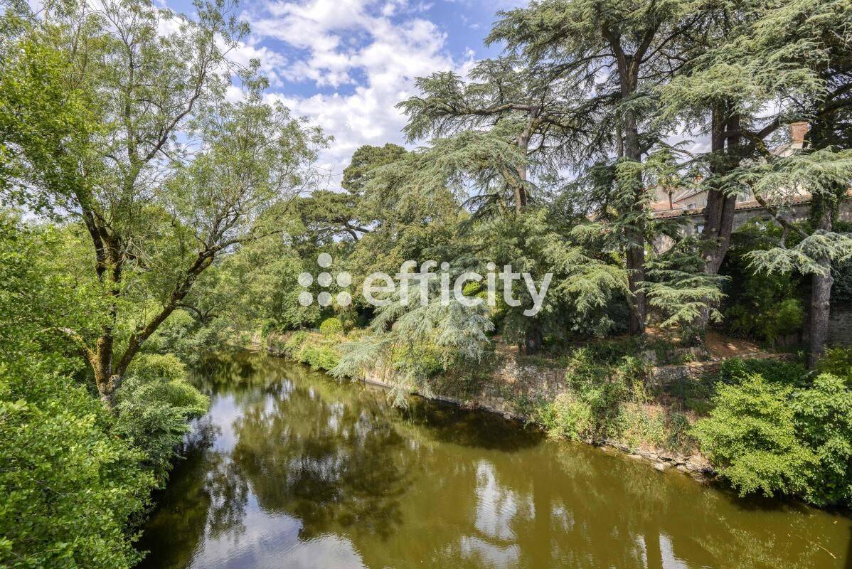 Maison 7 pièces 228 m² · à Montaigu-Vendée · 227,6 m² · 599 000 €