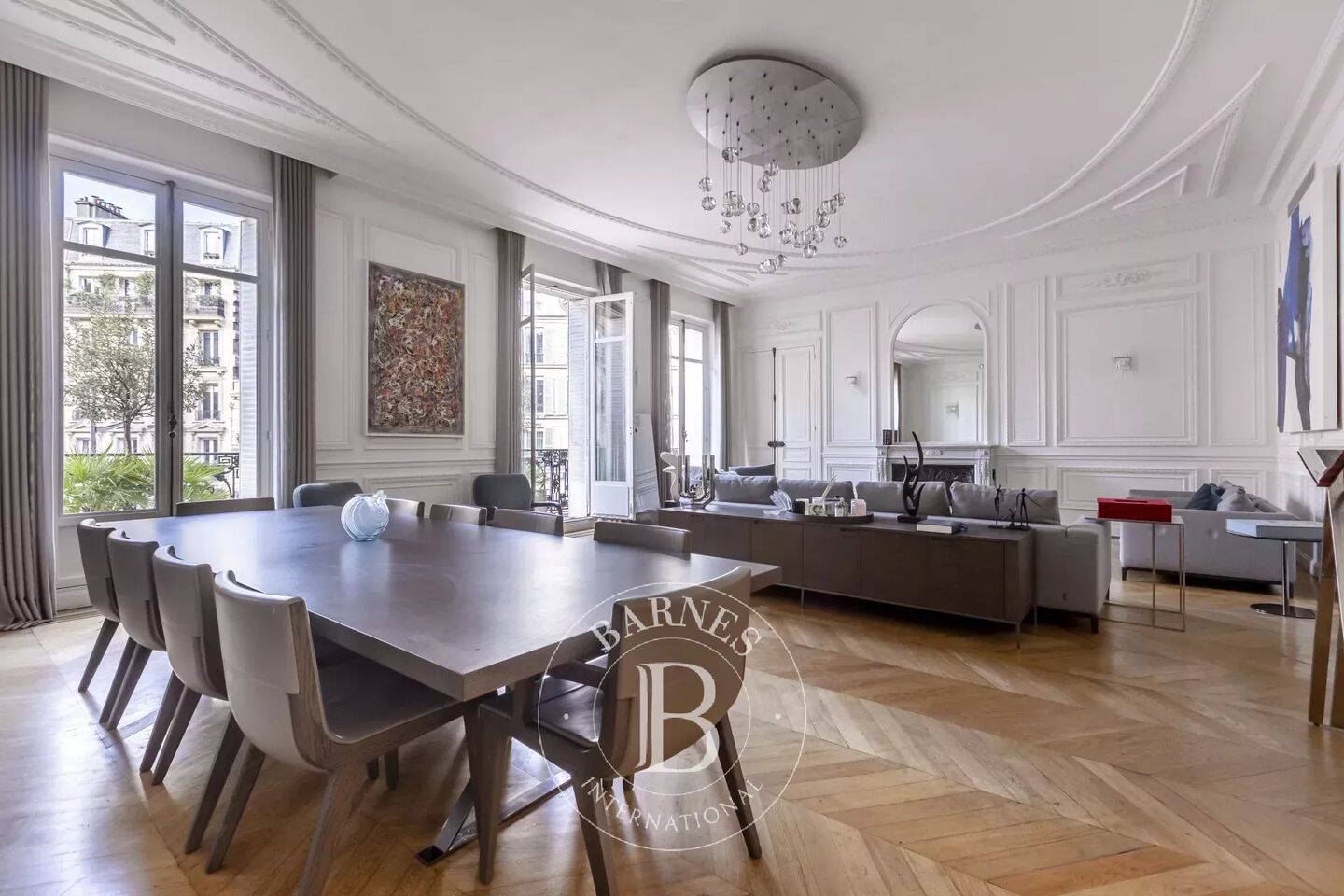 Appartement 6 pièces 219 m² · à Paris 17ème Arrondissement · 219 m² · 3 400 000 €