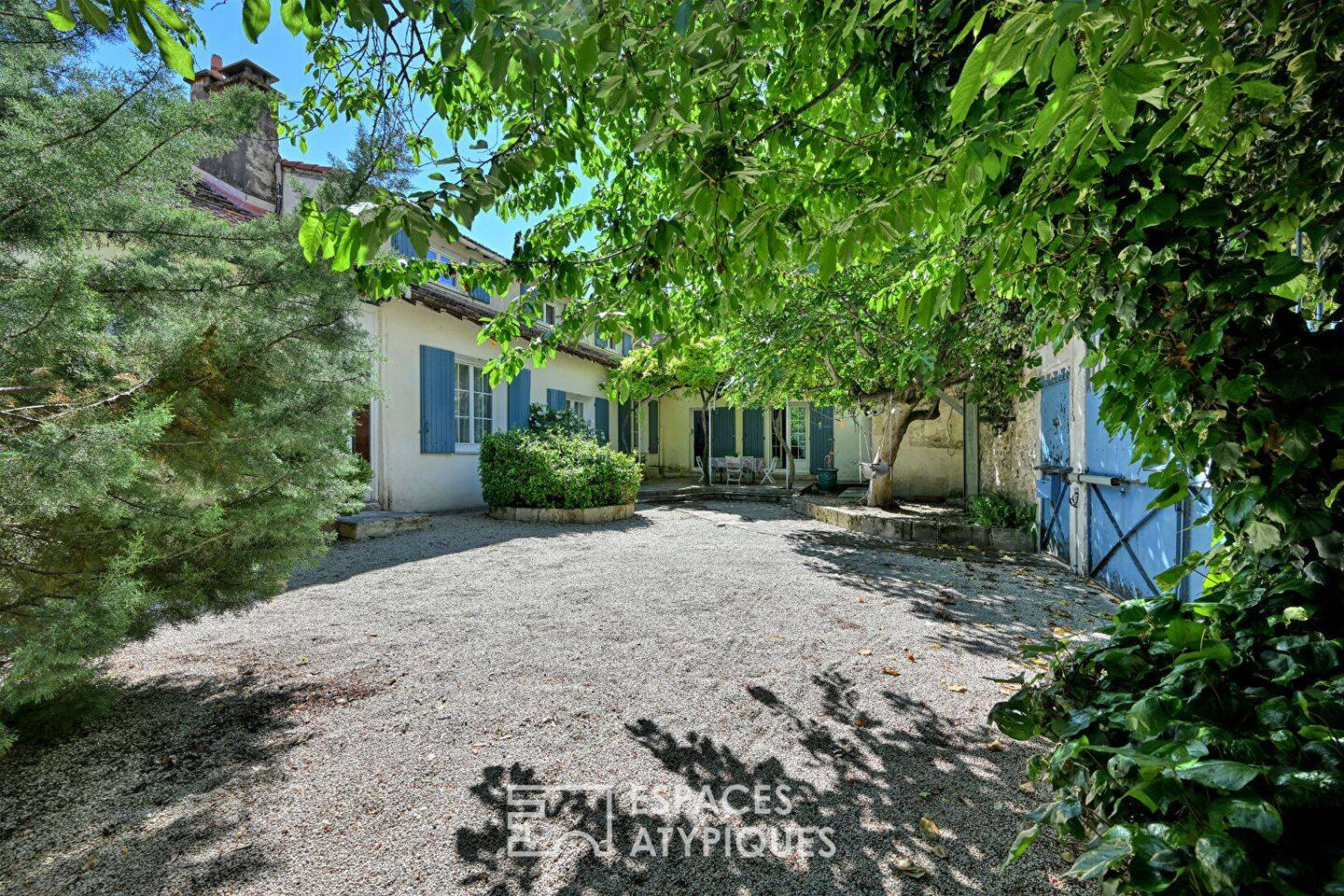 Maison 7 pièces 210 m² · à Nîmes · 210 m² · 745 000 €