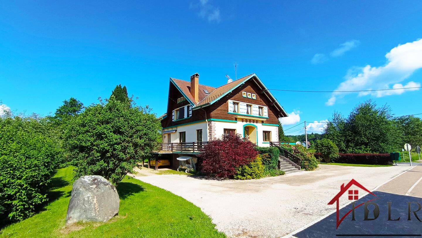 Maison 15 pièces 277 m² · à Gerbépal · 277 m² · 225 000 €