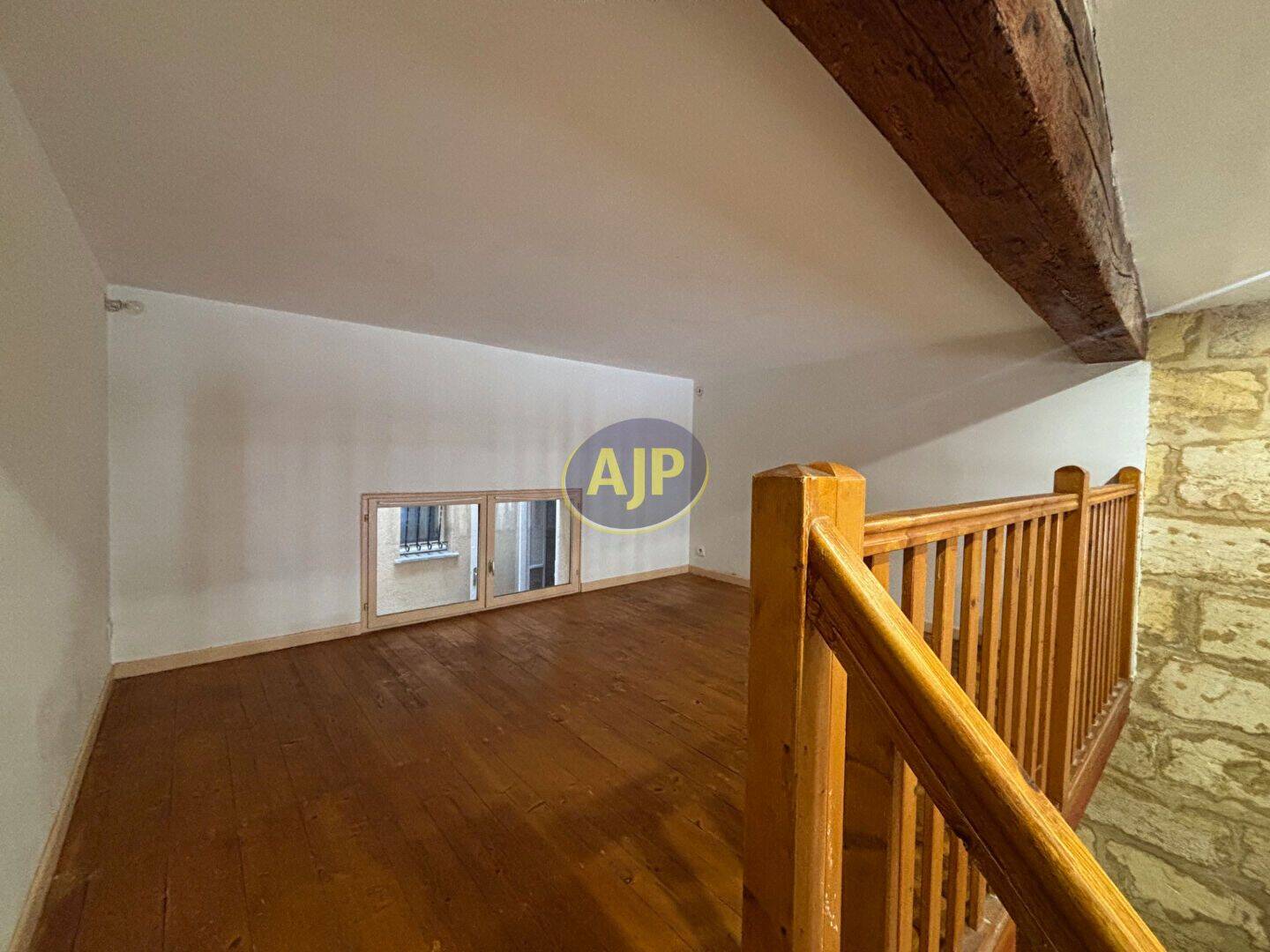 Appartement 2 pièces 30 m² · à Bordeaux · 29,6 m² · 780 €/mois