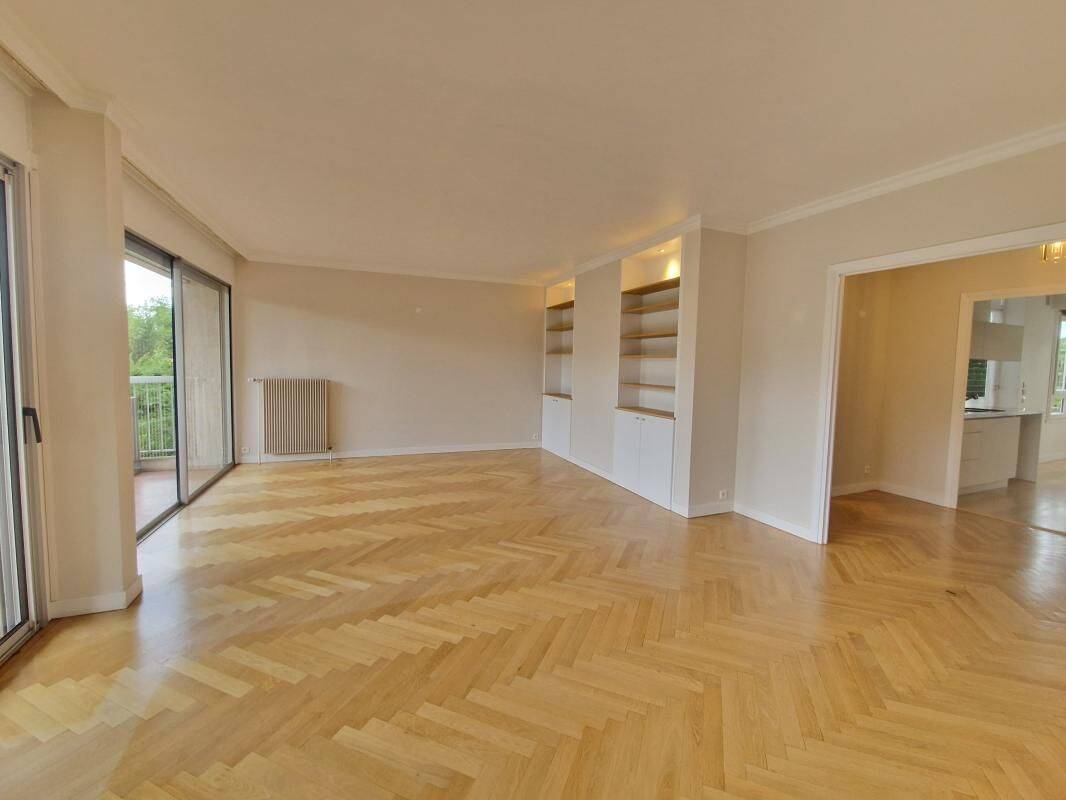 Appartement 3 pièces 109 m² · à Sainte-Foy-lès-Lyon · 109,3 m² · 1 750 €/mois