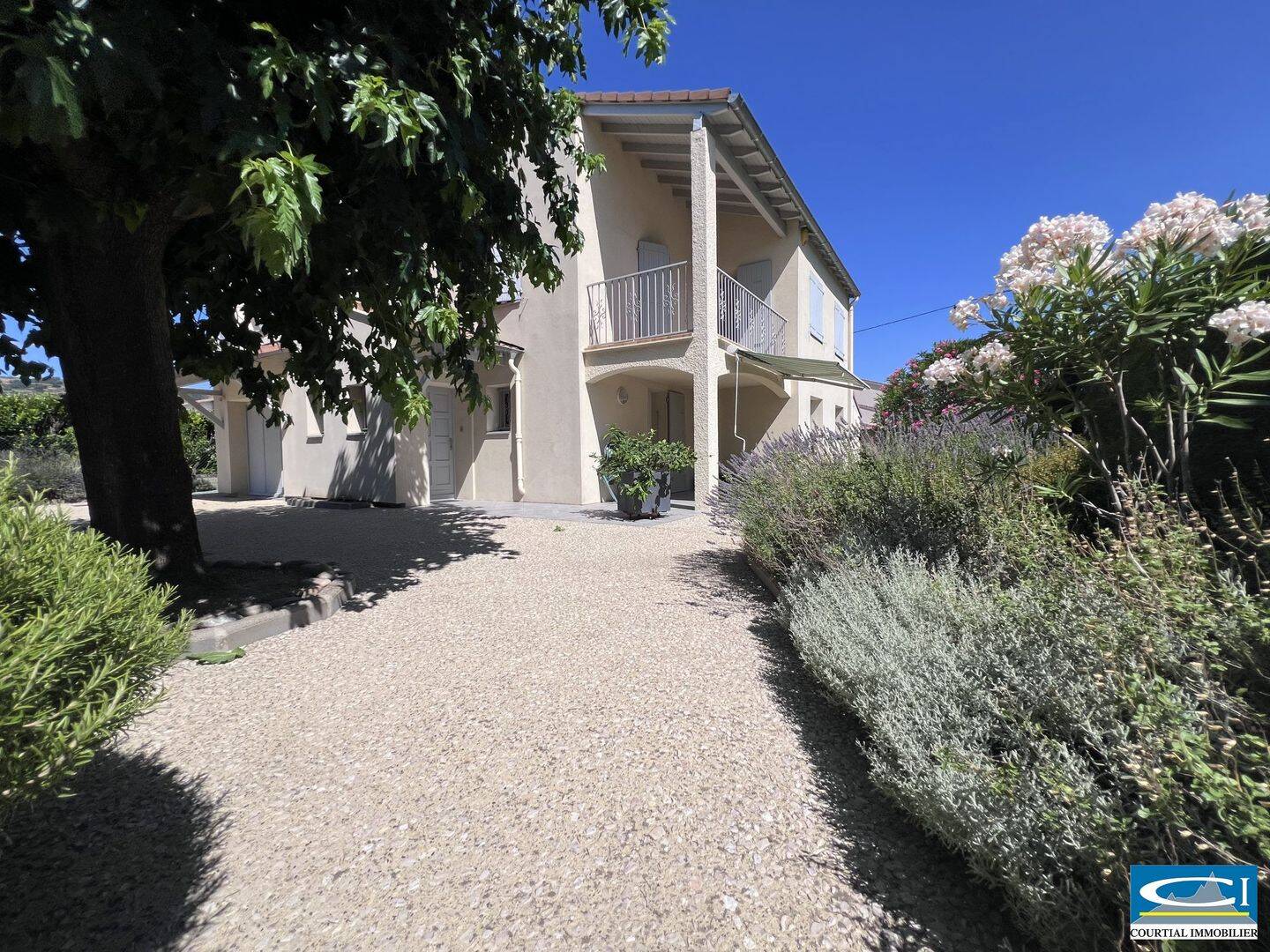 Maison 5 pièces 97 m² · à Tournon-sur-Rhône · 97 m² · 285 000 €