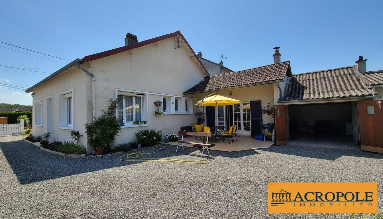 Maison 5 pièces 136 m² · à Salbris · 136 m² · 156 000 €