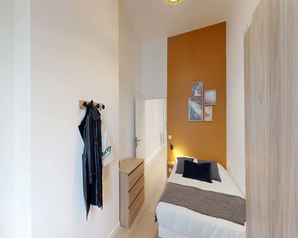 Appartement 5 pièces 130 m² · à Lyon 1er Arrondissement · 130 m² · 900 €/mois