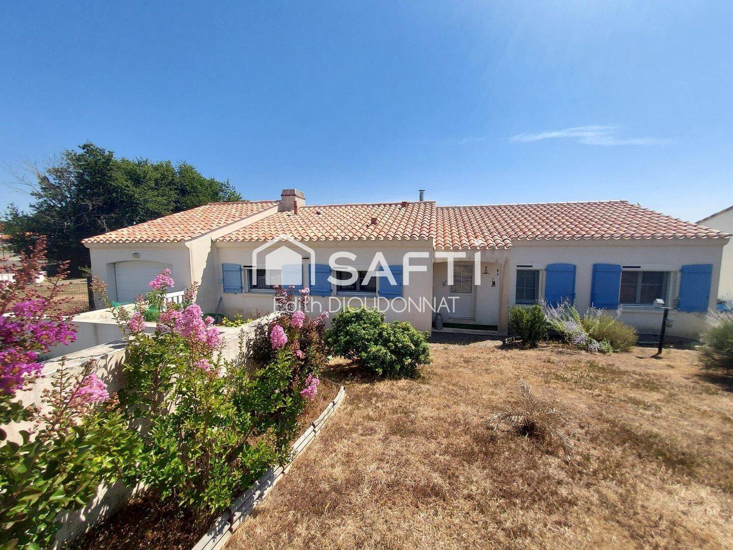 Maison 4 pièces 122 m² · à Poiroux · 122 m² · 299 000 €