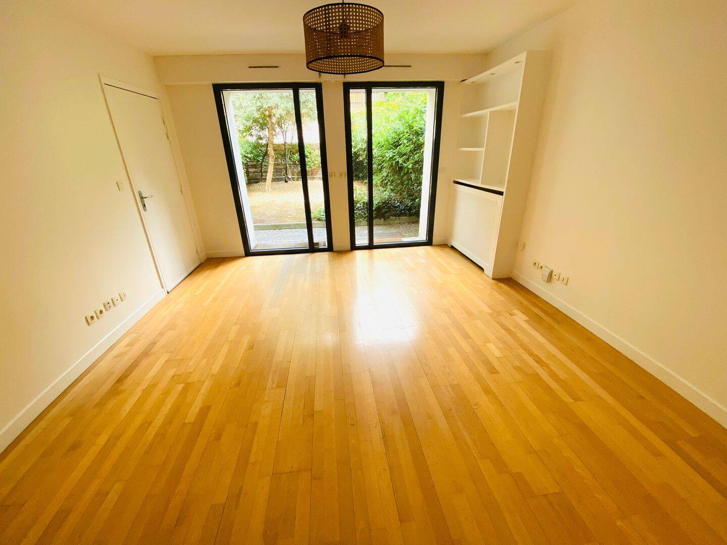 Appartement 3 pièces 67 m² · à Paris 16ème Arrondissement · 67 m² · 2 365 €/mois