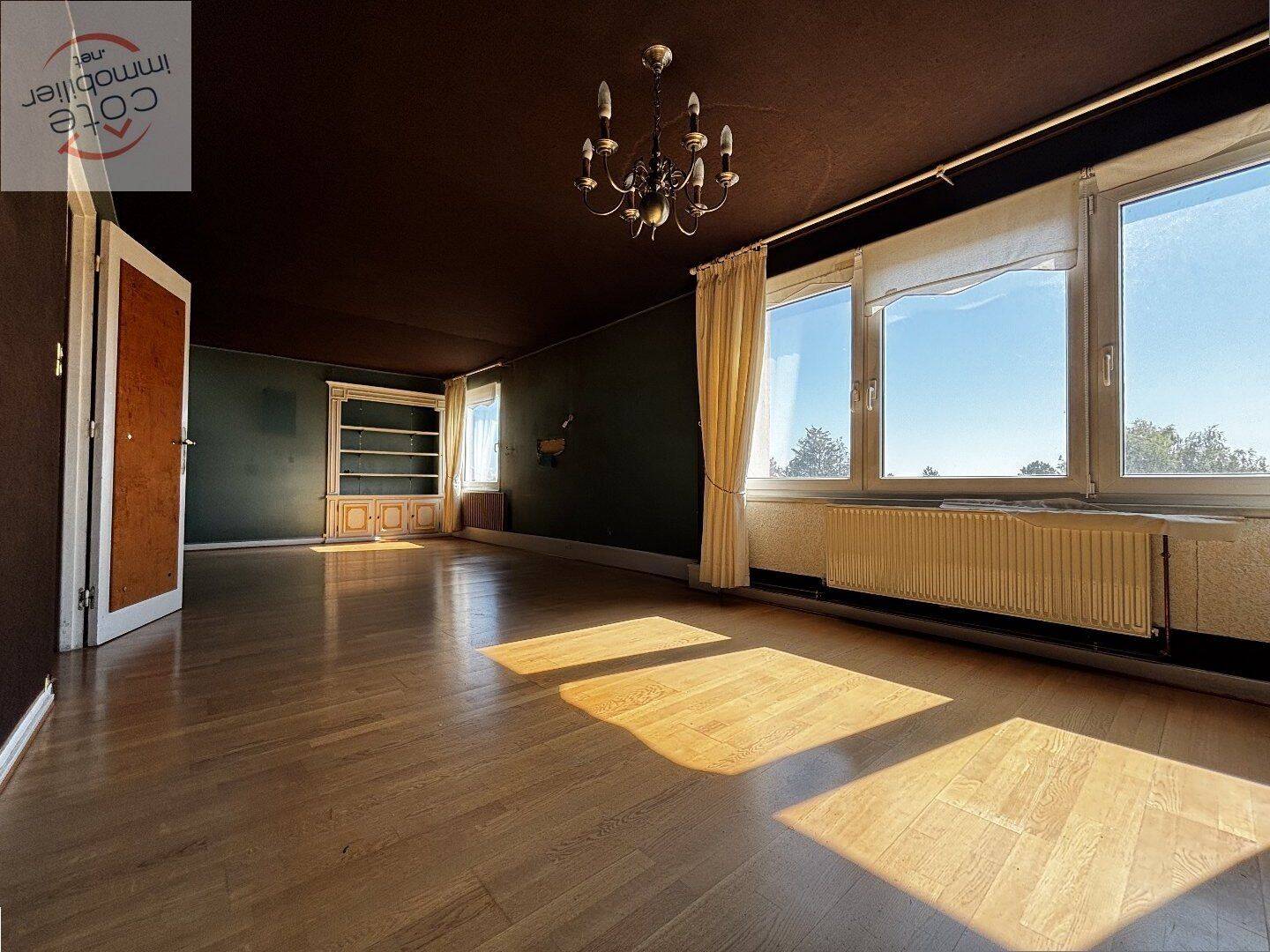 Appartement 4 pièces 90 m² · à Eu · 90 m² · 101 000 €