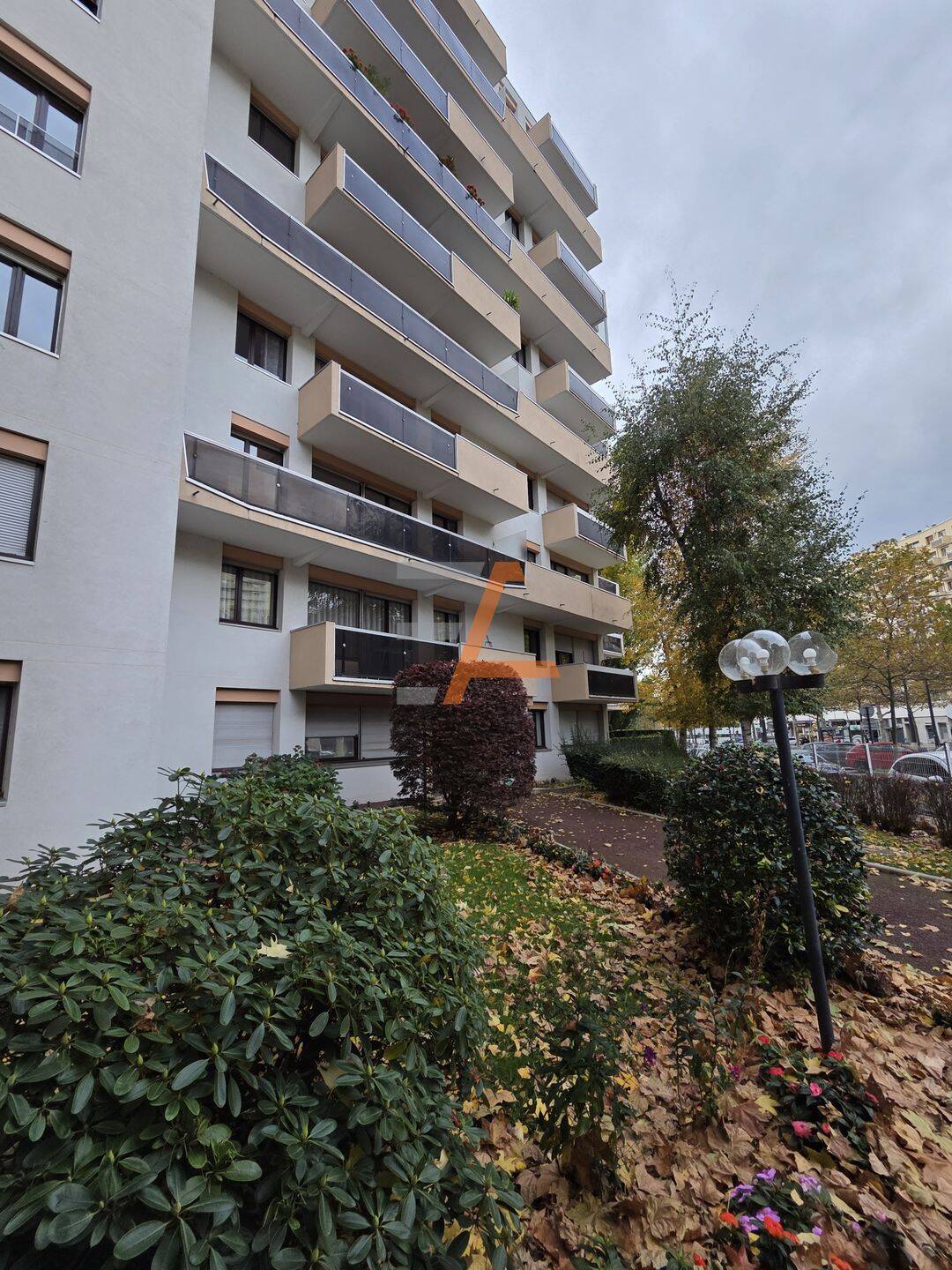 Appartement 1 pièce 15 m² · à Saint-Étienne · 15 m² · 45 000 €